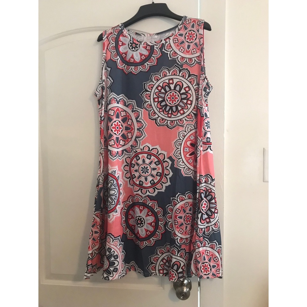 BRAND NEW Flowy Dress